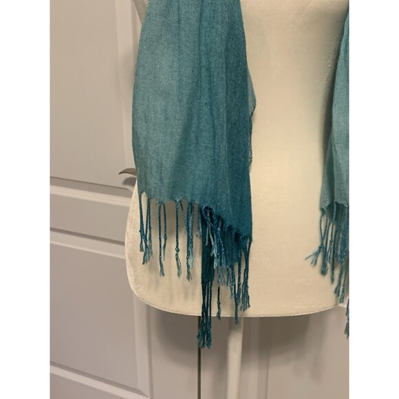 Bloomingdales Exclusive Womens Scarf Wrap Turquoise Ombre Lightweight Viscose - Picture 3 of 10